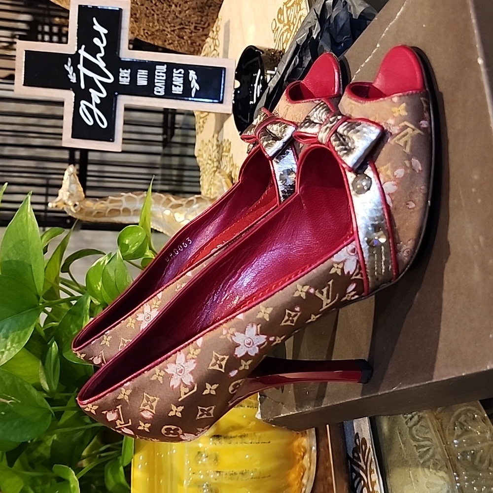 Louis Vuitton openbpumps